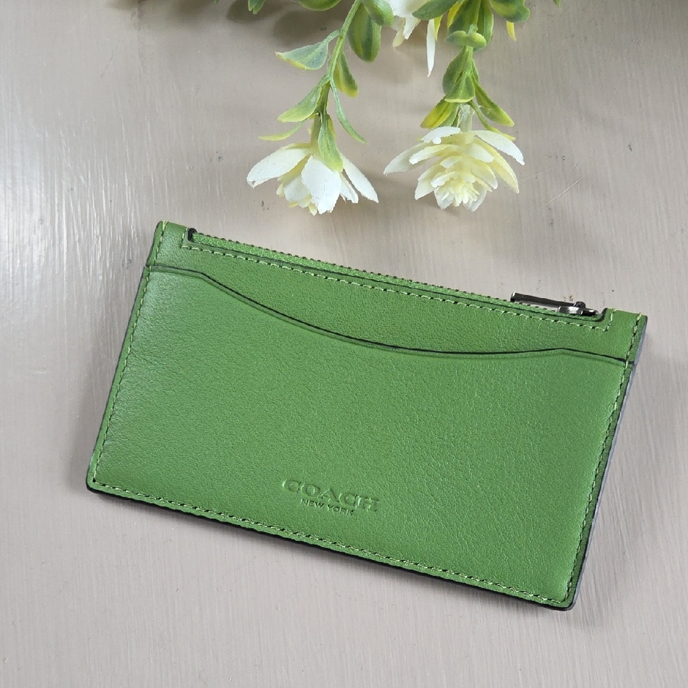 COACH Green Leather Card Holder Wallet